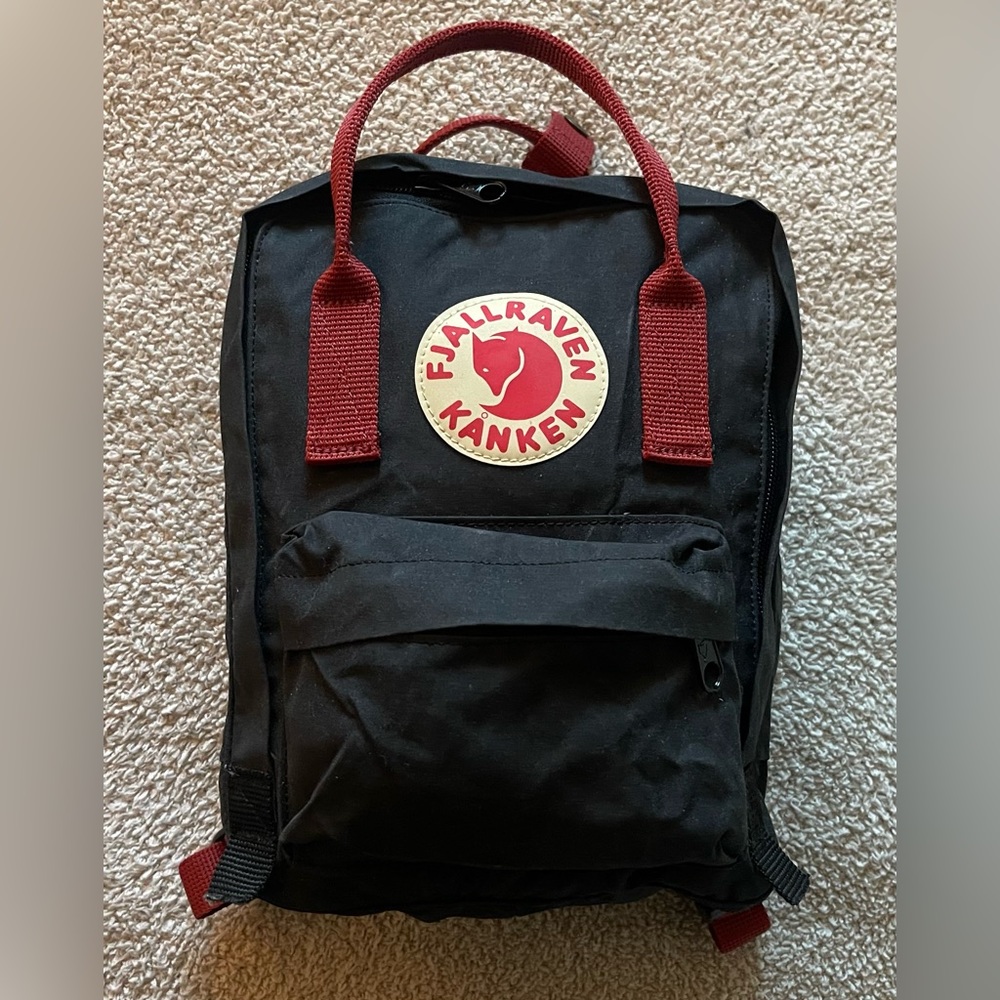 Fjallraven Kanken Mini Backpack